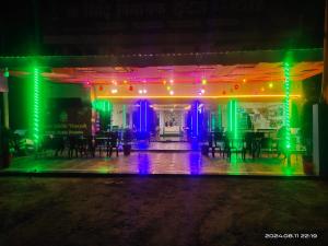 Shree Siddhi Vinayak Hotel & Restaurant