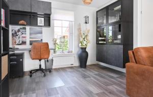 3 Bedroom Stunning Home In Hoge Hexel