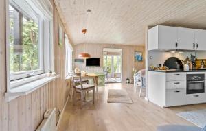 3 Bedroom Stunning Home In Asnæs