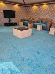 القمة شقة بحوش خاص - Khamīs ash Shahrān