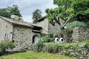 Maisons de vacances Maison de caractere en Ardeche verte : photos des chambres