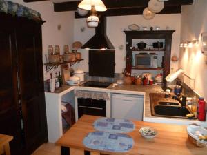 Maisons de vacances Maison de caractere en Ardeche verte : photos des chambres