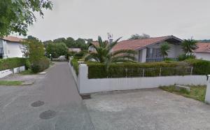 Large Basque villa with garden near the beach