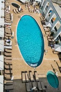 Chic Beachfront Bliss - Your Perfect 1 BR Retreat! - Birch Ocean Front