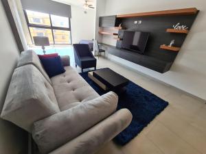 Depto en Barrio Antiguo, Santa Lucia y Fundidora