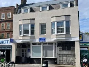 伦敦城市酒店 - 依尔福