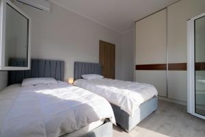 Nikos Lemon Garden Apartment