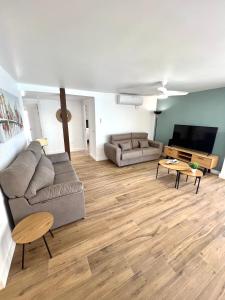 Principado ESTHER BENIDORM VACATION RENTALS FROM 11 NIGHTS