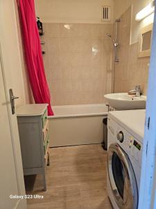 Sejours chez l'habitant Chambre privee dans appartement a tours centre : photos des chambres
