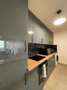 Welcome to Paris ! T3 super cosy, parking, terrasses, idéal 1-6 personnes, 8 min to Paris