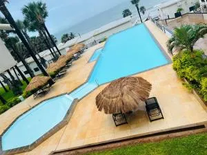 Relax Oceanfront Suites - Sere Kunda