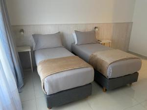 LasRossitasBRC con estacionamiento privado