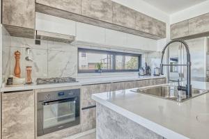 Impresionante casa en la laguna