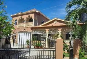 Blair's Vacay Home - Albert Arms