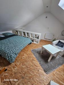 Sejours chez l'habitant La Breteche, chambre independante au coeur des chateaux de la Loire : photos des chambres