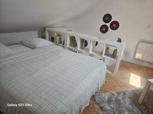 Sejours chez l'habitant La Breteche, chambre independante au coeur des chateaux de la Loire : photos des chambres