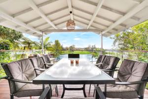 LakeSide Tinaroo only 2.5km from Yungaburra town