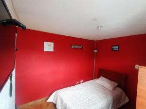 Linda habitación cerca al aeropuerto