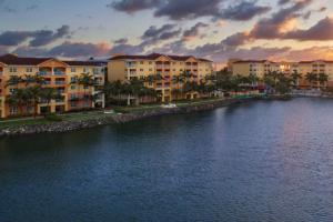 Marriott Villas at Doral 2BD sleeps 8