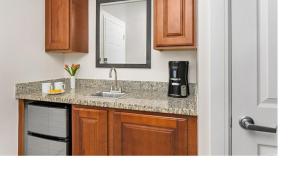 Marriott Grande Vista Luxury Studio