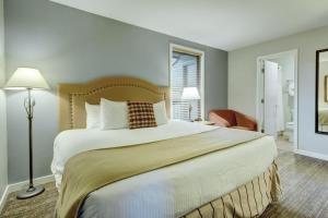 Two-Bedroom Apartment room in WorldMark Bend Seventh Mountain Resort - 2BD Sleep