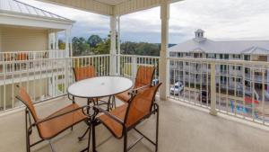 Holiday Inn Villages Resort -2BD Sleeps up to 6