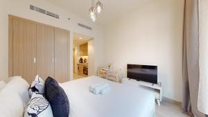 Azizi Riviera 47 - Comfortable Studio in Meydan