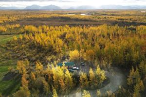 Pilot Lodge - Entire Cabin on Private Airstrip