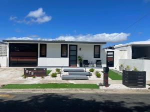 Casa Valentina Dreamy Beach Lakeview House