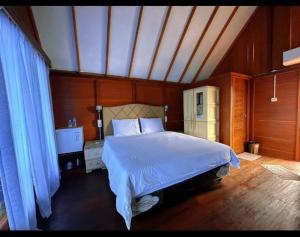 Maratua Dive Center And Lodge