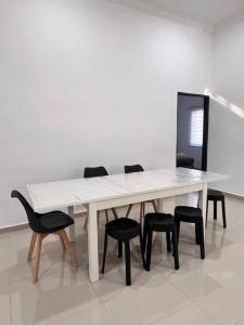 Melur House - Private Pool, Jacuzzi, Bbq, Netflix, PS4