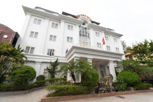 Khách sạn Hoà Bình