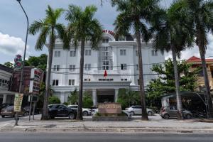 Khách sạn Hoà Bình