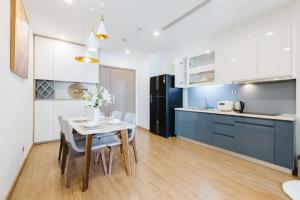 LYNN Apartment - Vinhomes Metropolis - Lotte Hanoi