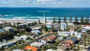 Blue House on Pippi - Oceanstays - Pet Friendly - Yamba