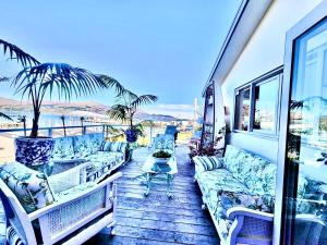 Sea views in luxury at LYTTELTON BOATIQUE HOUSE - 14 km from Christchurch