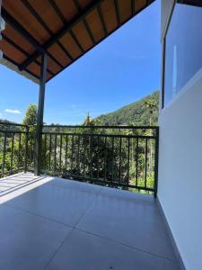 Nutmeg shades Cottage