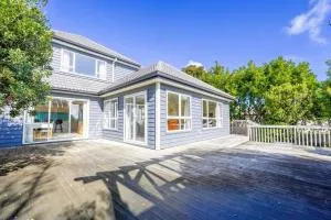 Three-Bedroom Home in Somerville - Whitford