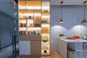 Atour Hotel Shenzhen Nanshan Shili Metro Station