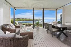 Waterfront - The Beach Kiama - Dunmore