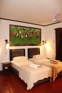 Phòng Tiêu Chuẩn 2 Giường Đơn Hướng Núi (Standard Twin Room with Mountain View)