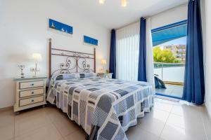 Les Ones Only families