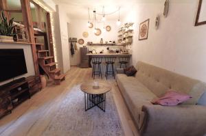 Jaukus Butas - Studija centre