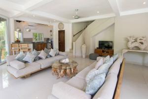 Gorgeous villa heart of Canggu newly renovated!