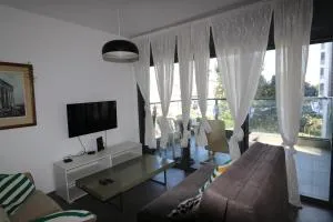 Assuta family - Kfar Hanoʼar