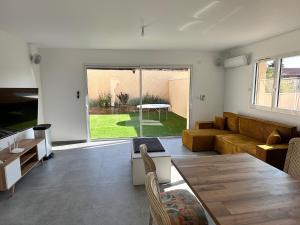 Appartements Maison 30 avec 5 chambres lechaffardcom : photos des chambres