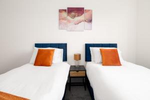 Gorgeous Apartment - Parking - Sleeps 4