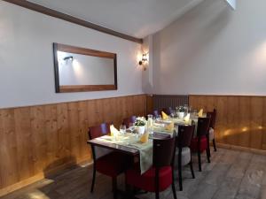 B&B / Chambres d'hotes Les pierres roses : photos des chambres