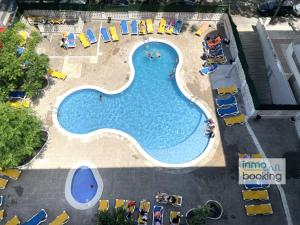 Beach Arquus Family Salou , climatizado y con piscina