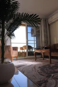 شقة بإطلالة خلابة في الإسكندرية